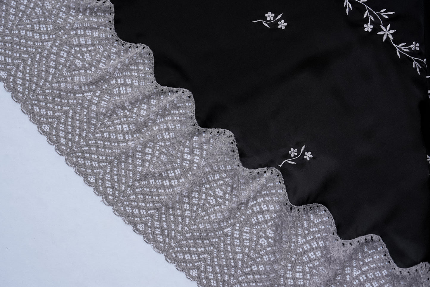 MINI TELEKUNG QALIEA