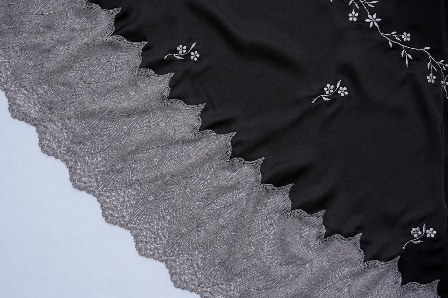 MINI TELEKUNG QALIEA